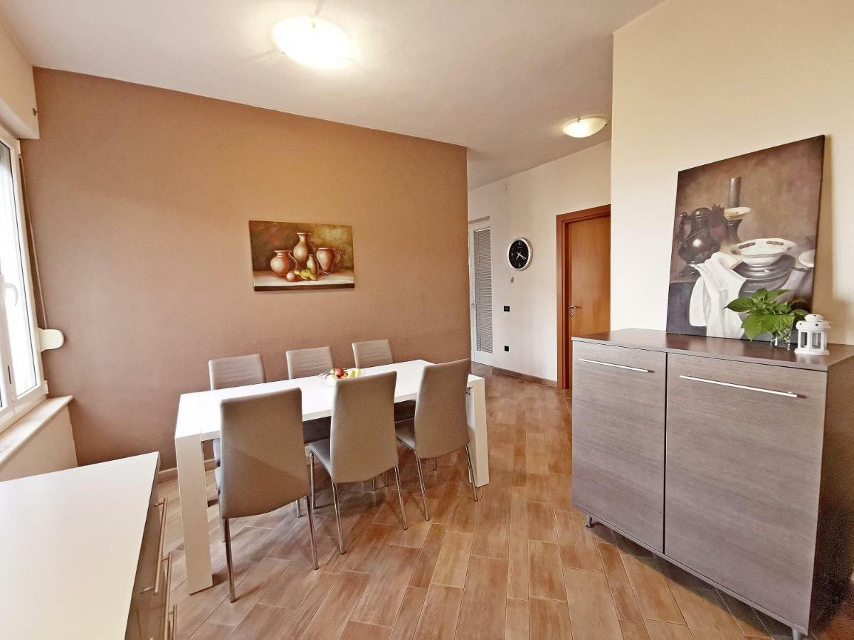 Golden View Apartment Рийека Екстериор снимка